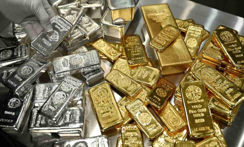 سعر الفضة تجاوز 80 دولارا للأونصة لأول مرة - Reuters