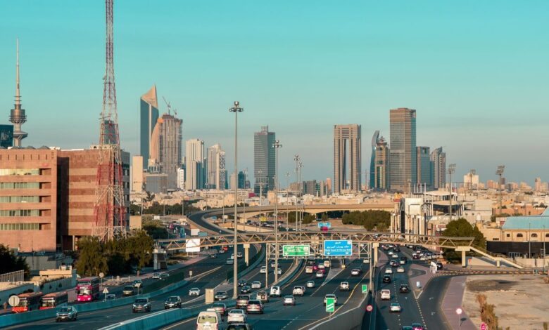 الكويت تسحب الجنسية من الداعية نبيل العوضي بمرسوم أميري