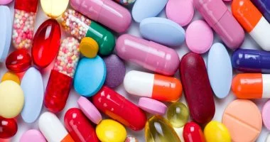 المضادات الحيوية والفيروسية: دليل مبسط يوضح متى يكون العلاج فعالًا ومتى يضر جسمك