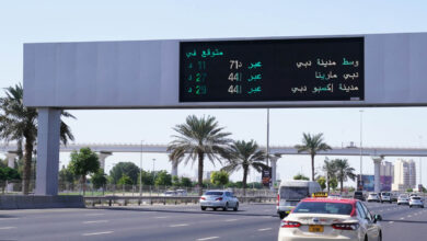 دبي تنجح: 112 لوحة إرشادية تقلص وقت السفر 20% على الطرق الرئيسية.