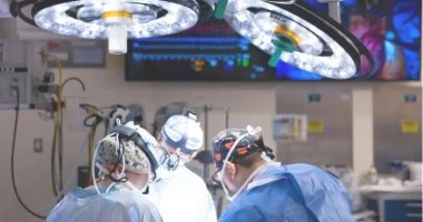 زراعة تاريخية.. قلب وكبد لطفلة ينجحان في مستشفى أمريكي