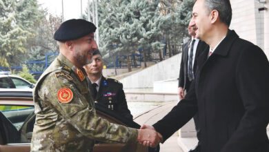 مصرع رئيس أركان الجيش الليبي بتحطم طائرة فوق أنقرة: تحقيق فوري بالحادث