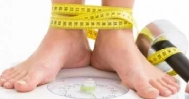 10 خطوات عملية: كيف تفقد وزنك بفعالية في 2026؟ (نصائح خبراء)