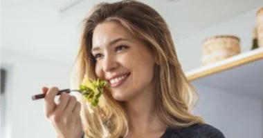 "صحتك في 2026: 5 خطوات استباقية لتجنب الأمراض المزمنة"