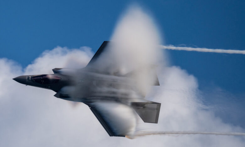 F-35 هي أقوى مقاتلات سلاح الجو في العالم حاليا - الصورة من Reuters