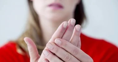 احتباس الماء: 5 أسباب مرضية وراء تورم جسدك.. هكذا تتخلص منه