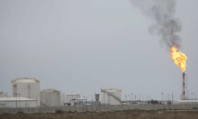 حقل نفط غرب القرنة 2 في العراق - Reuters