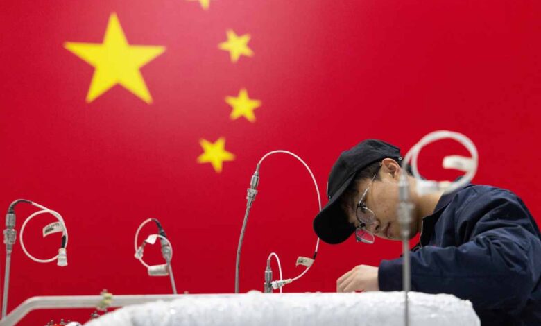 المشروعات تغطي مجالات مثل الحماية البيئية والحد من الانبعاثات الكربونية والقضايا المتعلقة بالأمن - Reuters