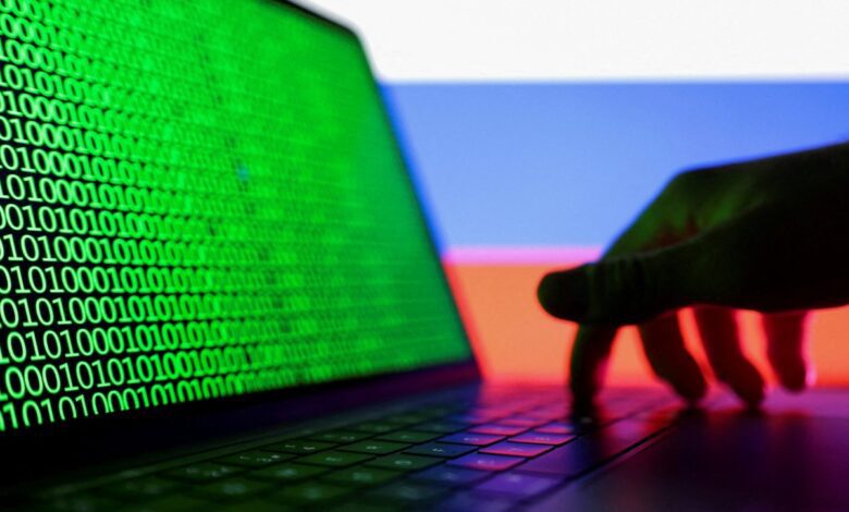 مجلس الأمن السيبراني في الإمارات قال إن التصيد الاحتيالي المدعوم بالذكاء الاصطناعي يسهم في أكثر من 90% من عمليات الاختراقات الرقمية - Reuters