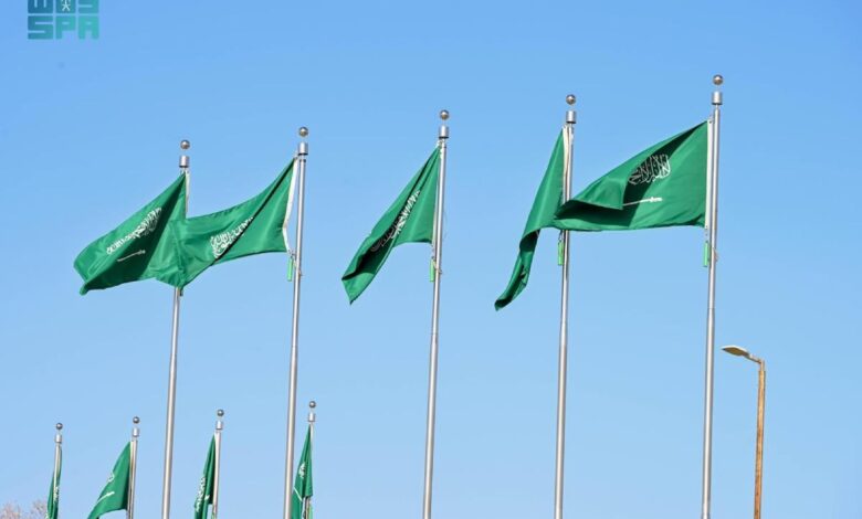 وزارة التجارة السعودية قررت منع كتابة أسماء الله الحسنى أو لفظ الجلالة على كل ما يؤدي إلى تعرضها للامتهان - واس