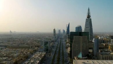 بعد أن أصبح بإمكان الأجانب شراء العقارات بشكل قانوني في بعض مناطق السعودية، بات تملك العقار يفتح أيضا مسارا للحصول على إقامة طويلة الأمد - prgovsa@