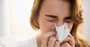 الكلمة المفتاحية: الجيوب الأنفية تقلبات الطقس والجفاف يزيدان أعراض الجيوب الأنفية: 5 علاجات منزلية تخفف معاناتك