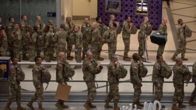 طهران حذرت الدول المجاورة التي تستضيف قواعد عسكرية أمريكية من أنها ستضرب هذه القواعد إذا هاجمتها الولايات المتحدة - Reuters