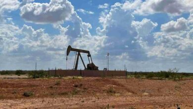 صادرات إيران تهدد الإمدادات العالمية: النفط يقفز لأعلى مستوى في 7 أسابيع.