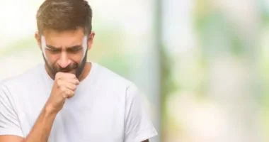 كورونا يتحور وشتاء 2026 يثير القلق.. خبراء يجيبون: هل انتهى الوباء حقًا؟