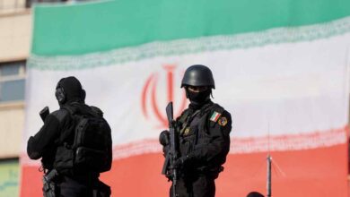 بدأت الاضطرابات في إيران باحتجاجات على ارتفاع الأسعار قبل أن تتحول إلى أحد أكبر التحديات التي تواجه النظام الديني القائم منذ الثورة الإسلامية عام 1979 - Reuters