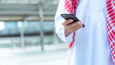 وصل استخدام الإنترنت في السعودية إلى مستويات شبه شاملة - الصورة من Shutterstock