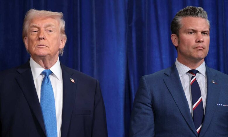 ترامب ووزير دفاعه في مؤتمر صحفي بعد اعتقال مادورو - Reuters